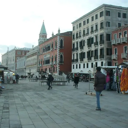 A Casa Tua Dietro Piazza San Marco בית נופש ונציה